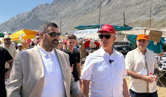 “Gökbel’de İttifak Dışı İttifak Mesajı: Arıkan Konuştu, Özçelik Karedeydi”