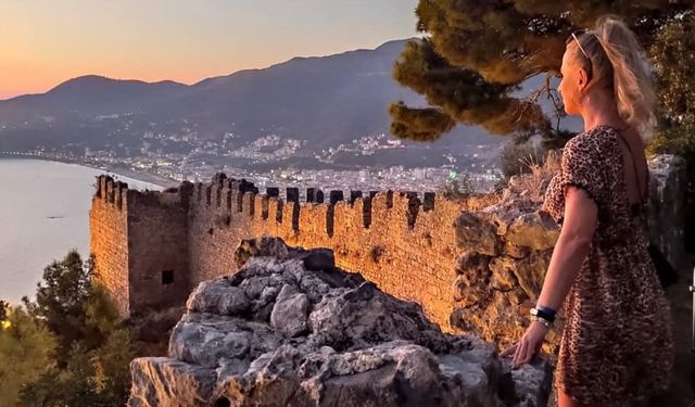 Kızılkule’ye 28 Bin, Tersane’ye 15 Bin Selam: Alanya Tarihi Yine Rekor Kırdı