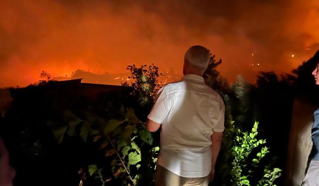 Alanya’da Yangınla Geçen Gece: Sabahın İlk Işıklarıyla Havadan Müdahale Başladı