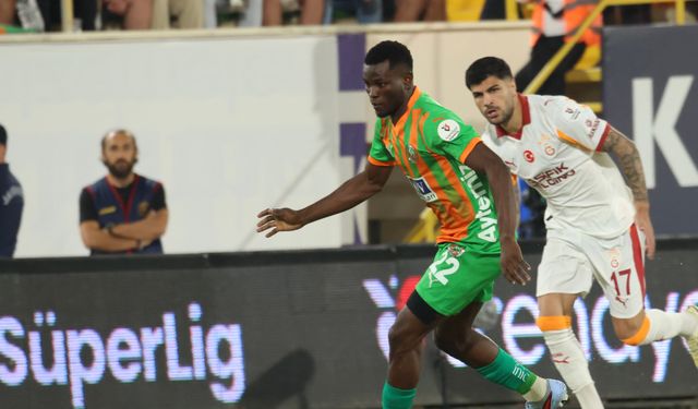 Top Girmedi, Adalet Sessiz Kaldı: Alanyaspor’dan Kaçan Farklı Galibiyet