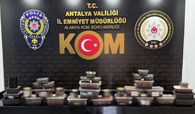 Antalya Polisi Suçun Nefesini Kesti! Alanya Dahil 7 İlçede Kaçakçılığa Darbe