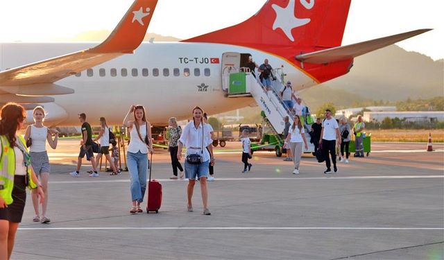 Alanya Havalimanı Avrupa’ya Hava Attı, Bodrum Piste Takıldı!