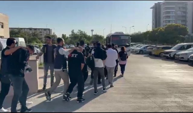 “Sosyal Medya Üzerinden Vurgun Yapan 40 Şüpheliye Şafak Baskını”