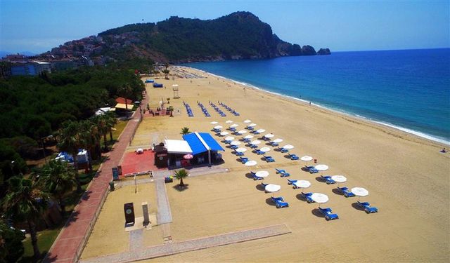 Kısa Sezon, Uzun Kış: Alanya’da Turizm Emekçileri Geçim Derdinde