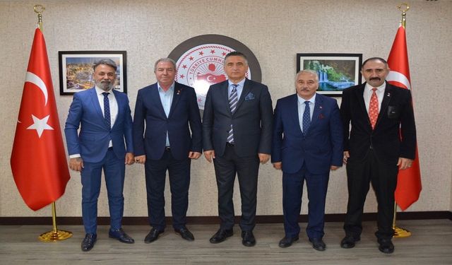 Anavatan Partisi’nden Kepez Kaymakamı Suat Dervişoğlu’na Ziyaret