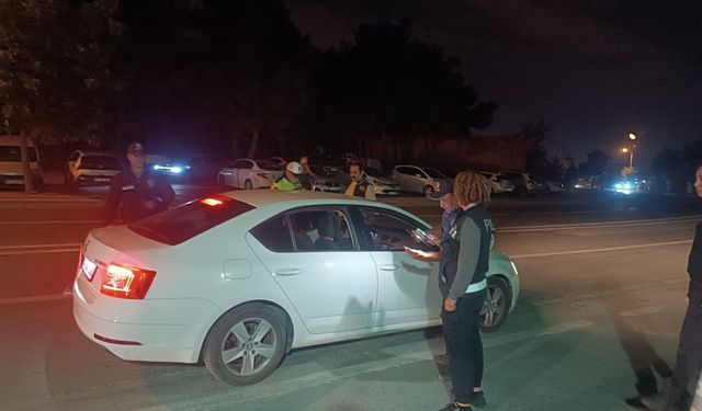 Rüşvet ve Zimmet Operasyonu: 8 Tutuklama