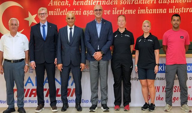 Denizde Başlıyor, Şehirle Buluşuyor: Triatlon Şehri Alanya
