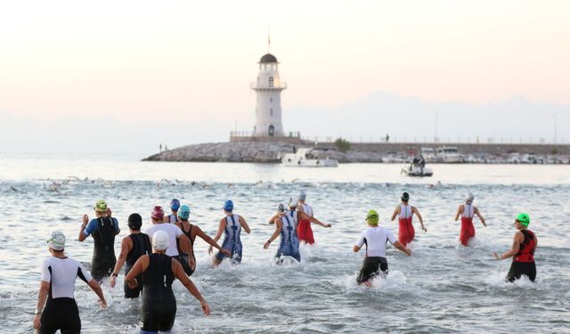 Alanya’da 34. Uluslararası Triatlon Nefes Kesti: “Yolun Yarısına 1 Kala”