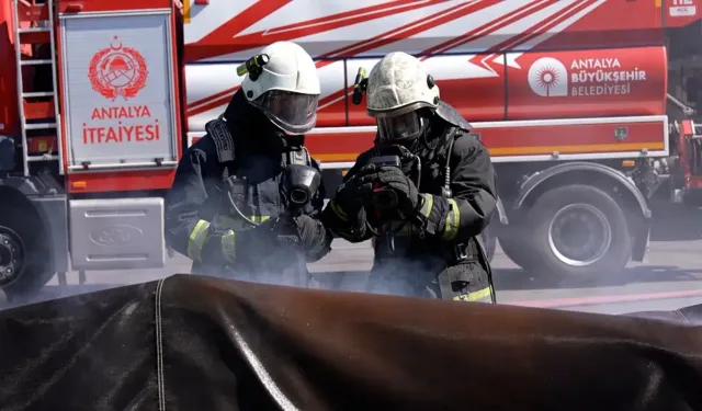 Mütevelli Apartmanı’nda Korku Dolu Anlar: Yangın Kısa Sürede Söndürüldü