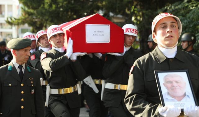 Şanlı Bir Hayat, Onurlu Bir Veda: Kıbrıs Gazimiz Ebediyete Uğurlandı