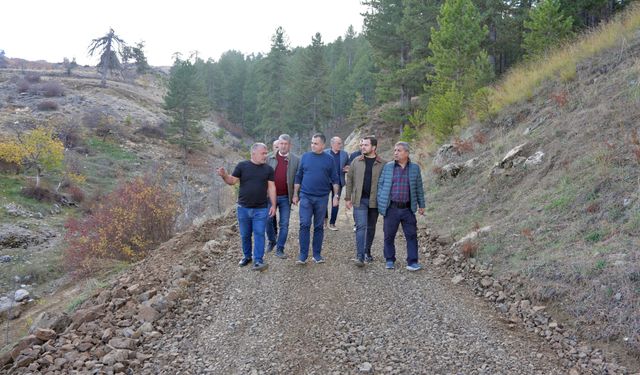 ÇAMLICA’DA ASFALT HAZIRLIĞI DEVAM EDİYOR