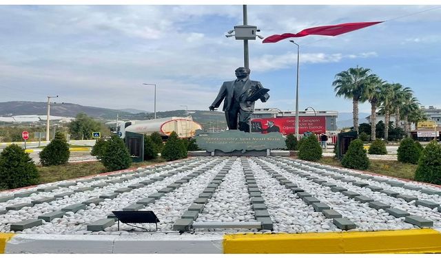 Alanya’da Anlamlı Dokunuş: 192 Şehit Öğretmenin İsmi Atatürk Anıtı’nda