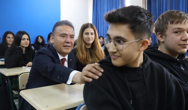 Böcek hastaneye kaldırıldı. İlk açıklama geldi