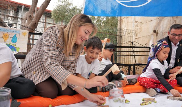 Alanya’da Çevre İçin Güç Birliği: Öğrenciler Zeytin Kırmayı Öğrendi