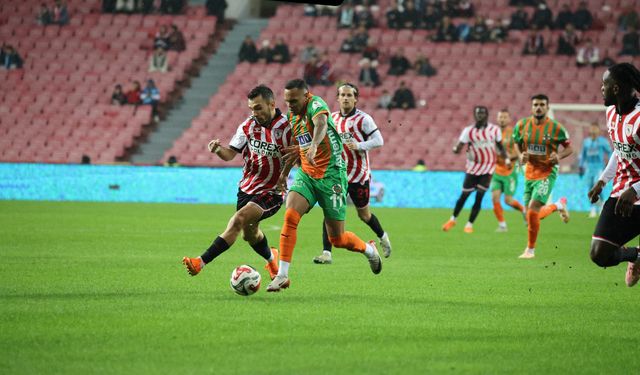 Alanyaspor’un Samsun Serisi Devam Ediyor! Uzatmada Gelen Kurtuluş Golü