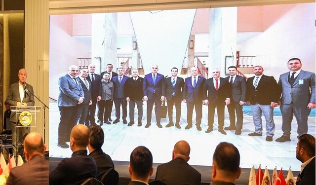 Bu Takvim Duvara Değil, Uçağa Asılır!