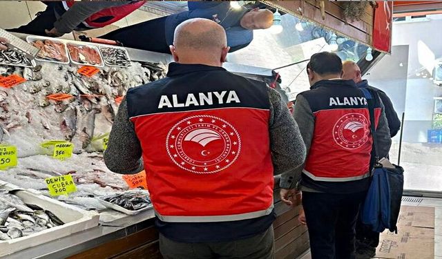 Alanya’da Balık Satan İşletmelere İnce Ayar Denetim