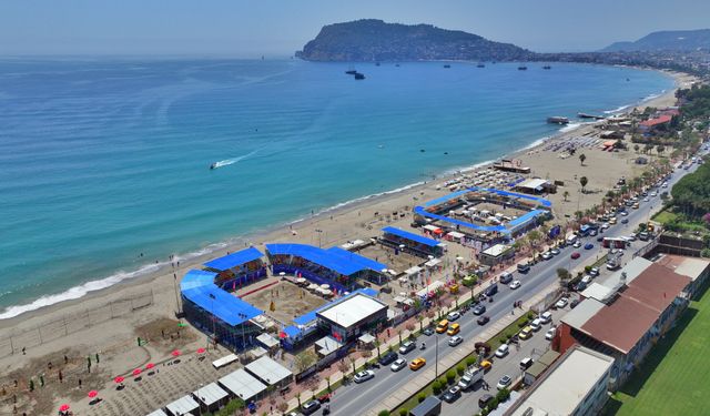 Dünya Yıldızları Yeniden Alanya’ya Geliyor! Tarih Resmen Açıklandı