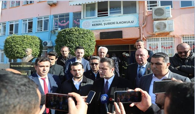 Alanya’da okulda yangın paniği: Kaymakam'tan açıklama!