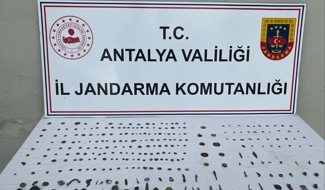 “Avsallar’da Tarihi Operasyon! 281 Parça Eser Ele Geçirildi”