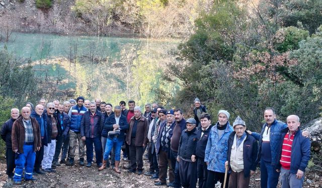 40 Yıllık Ayandere Barajı Yapılmadı, Çamlıalanlılar İmeceyle Gölet Yaptı: Kuraklığa Dur Dediler