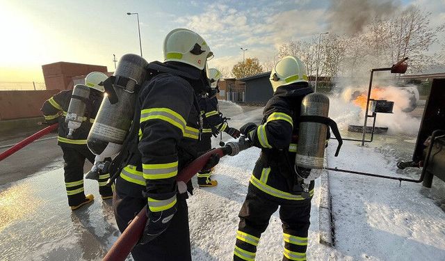 Alanya’da Korkutan Yangın! Oturma odası küle döndü
