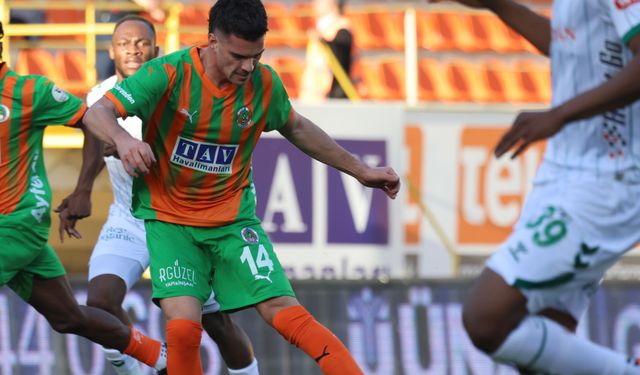 Turuncu-Yeşil Fırtına! Alanyaspor Evinde Konyaspor’u Devirdi