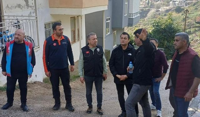 KÜÇÜKHASBAHÇE’DE HEYELAN ALARMI: 7 BİNA TAHLİYE EDİLDİ