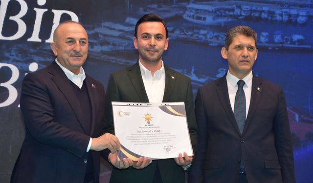 Toklu’ya Vefa Belgesi! Teşekkür Plaketini Çavuşoğlu Takdim Etti