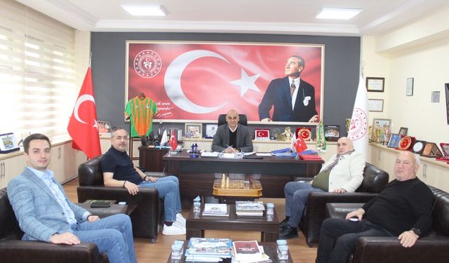 Top Değil Disk, Kale Değil File: Hokey Alanya’ya Geliyor