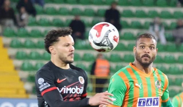 Alanyaspor Evinde Takıldı