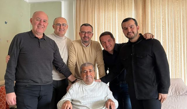 Zorlu Süreci Geride Bıraktı: Ünlü Evinde Ziyaret Edildi