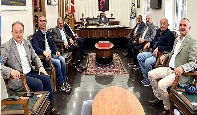 Belde Gitti Ama İzleri Kaldı: Eski Başkanlar Kaymakamlıkta Buluştu