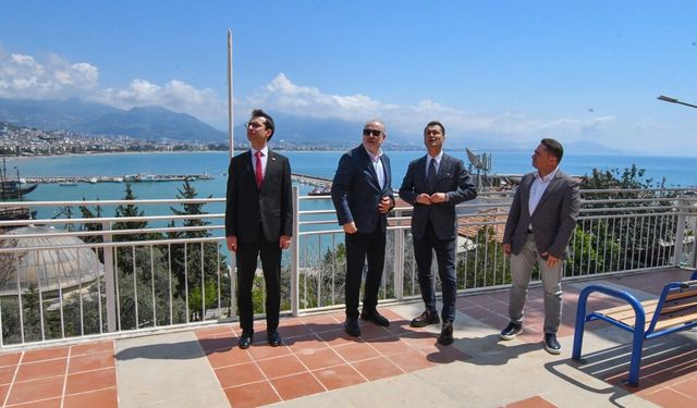 Tarihi kampüste kritik buluşma: Hedef, Alanya’yı eğitim üssü yapmak