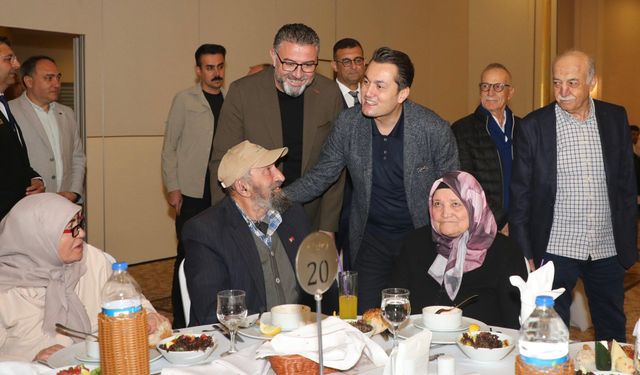 “Kaymakam Öztürk’ten Anlamlı Ev Sahipliği: 200 Kişilik Vefa Buluşması”
