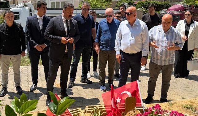 Ümit Özdağ Alanya’da Vefa Ziyaretlerinde Bulundu