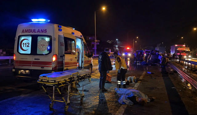 Alanya da Feci Kaza: Otomobil Alev Topuna Döndü, 2 Genç Hayatını Kaybetti