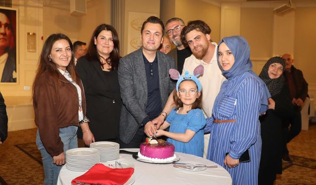 “Kaymakam Öztürk’ten Anlamlı Ev Sahipliği: 200 Kişilik Vefa Buluşması”