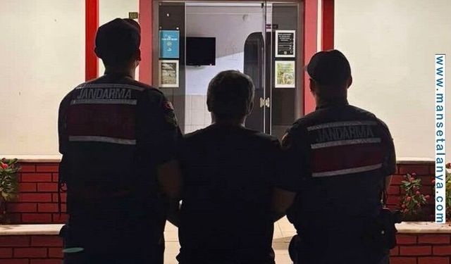 Alanya'da rutin uygulama firari hükümlüyü ele verdi