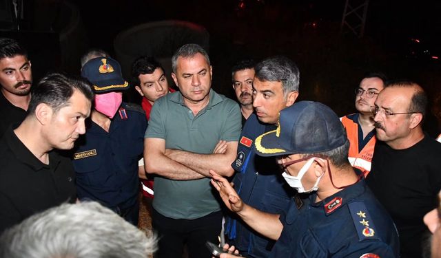 Şiddetli Rüzgâr Yangını Büyüttü, Alanya’da Seferberlik İlan Edildi