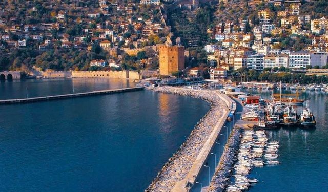 Esnaf Sinek Avlıyor: Alanya Son Yılların En Zor Sezonunu Yaşıyor
