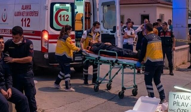 Alanyaspor Maçında Ne Oldu? Stadyumdaki Yemek Görevlileri Hastanelik Etti!