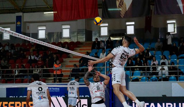 SULTANBEYLİ SAHAYA ÇIKMADI, ALANYA 3 PUANI KAPTI!