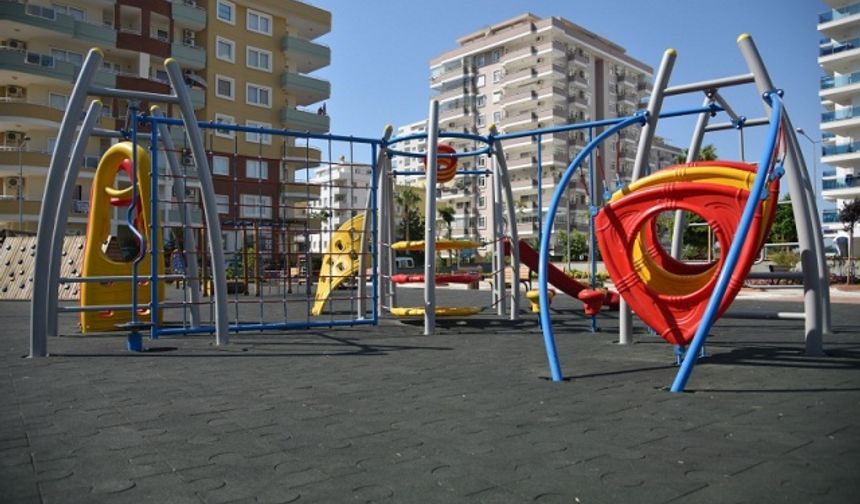 Mahmutlar Mahallesi 101., 102. ve 103. Sokak’ta yer alan ve Alanya Belediyesi Park ve Bahçeler Müdürlüğü’nce inşaatı ve peyzaj çalışması tamamlanan parkların isimleri Kırlangıç 1, Kırlangıç 2 ve Kırlangıç 3 olarak belirlendi.