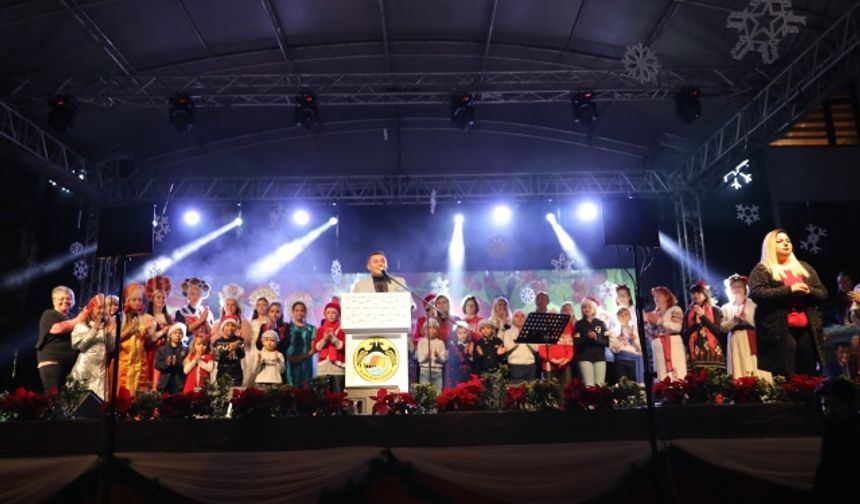 Alanya Belediye Başkanı Adem Murat Yücel &quot;Alanya Belediyesi Yabancılar Meclisimiz tarafından düzenlenen, Türk-İslam medeniyetimizdeki hoşgörü unsurunun en güzel örneğini sergilediğimiz, 10. Alanya Uluslararası Noel Pazarı&#039;ndayız.!