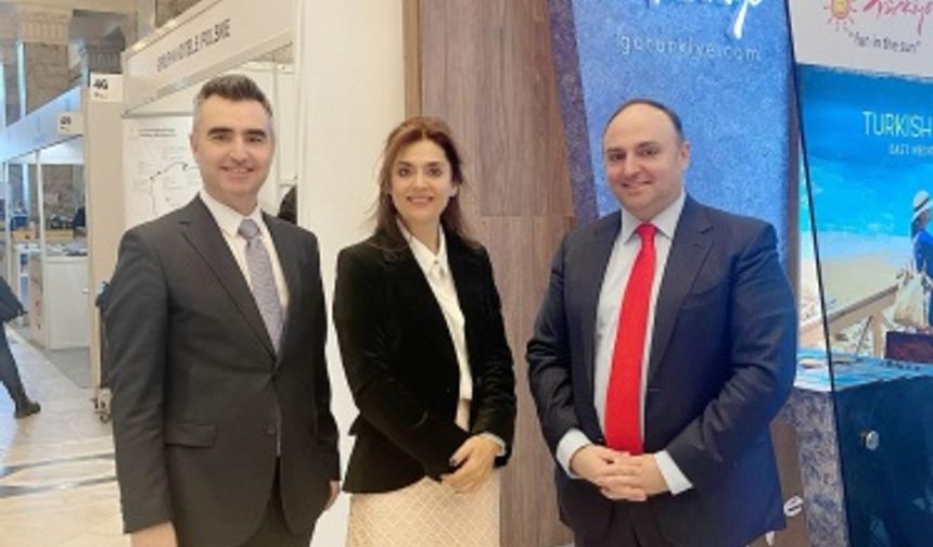 Polonya’nın başkenti Varşova’da 16-18 Mart tarihleri arasında düzenlenen ITTF Warsaw Turizm Fuarı’nda Alanya tanıtımı yapıldı. Fuarda Alanya’yı Alanya Turizm Tanıtma Vakfı (ALTAV) Yönetim Kurulu Üyesi Elvan Güneş temsil etti. Önemli görüşmeler yapan Güneş, rezervasyon sayıları ve uçuş planlamaları hakkında bilgiler aldı ve genel değerlendirmede bulundu: