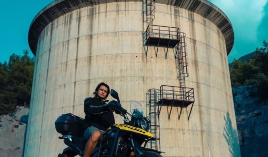 Alanya'dan motosikletiyle Kahramanmaraşa gitti