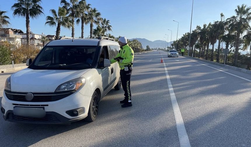 Trafik Denetimlerinde Kural İhlalleri Çift Haneli Sayılara Ulaştı