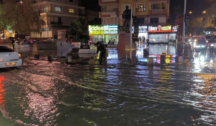 "5 Damacana Su” Uyarısı Gerçekleşti: Alanya Yağışa Teslim