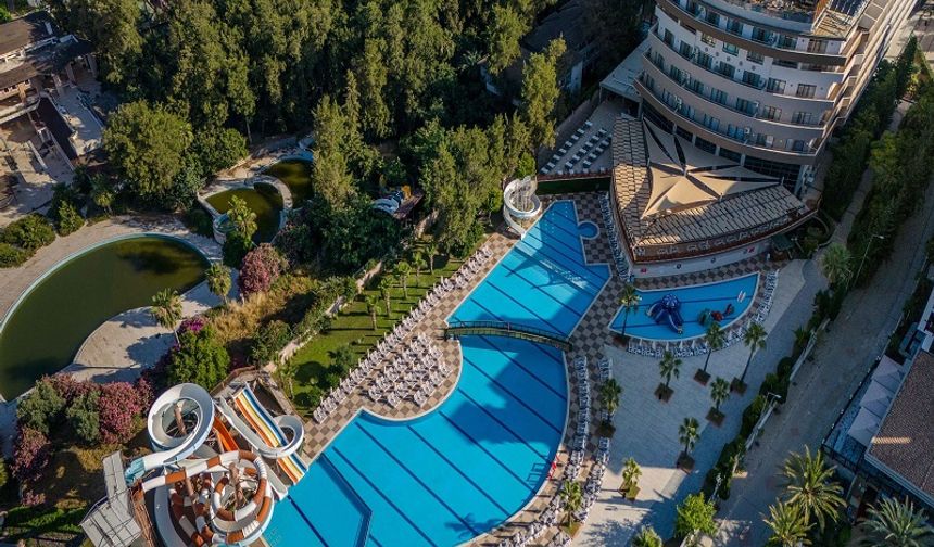 Ailece Güvenle Konaklayabileceğiniz Bir Otel: Alanya Bera Otel